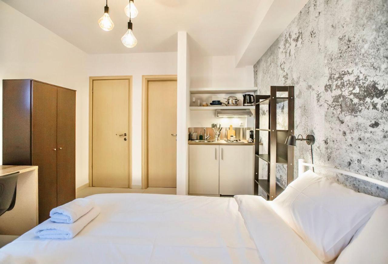Harmony Studios By Halu! Apartments Tesalonika Bagian luar foto
